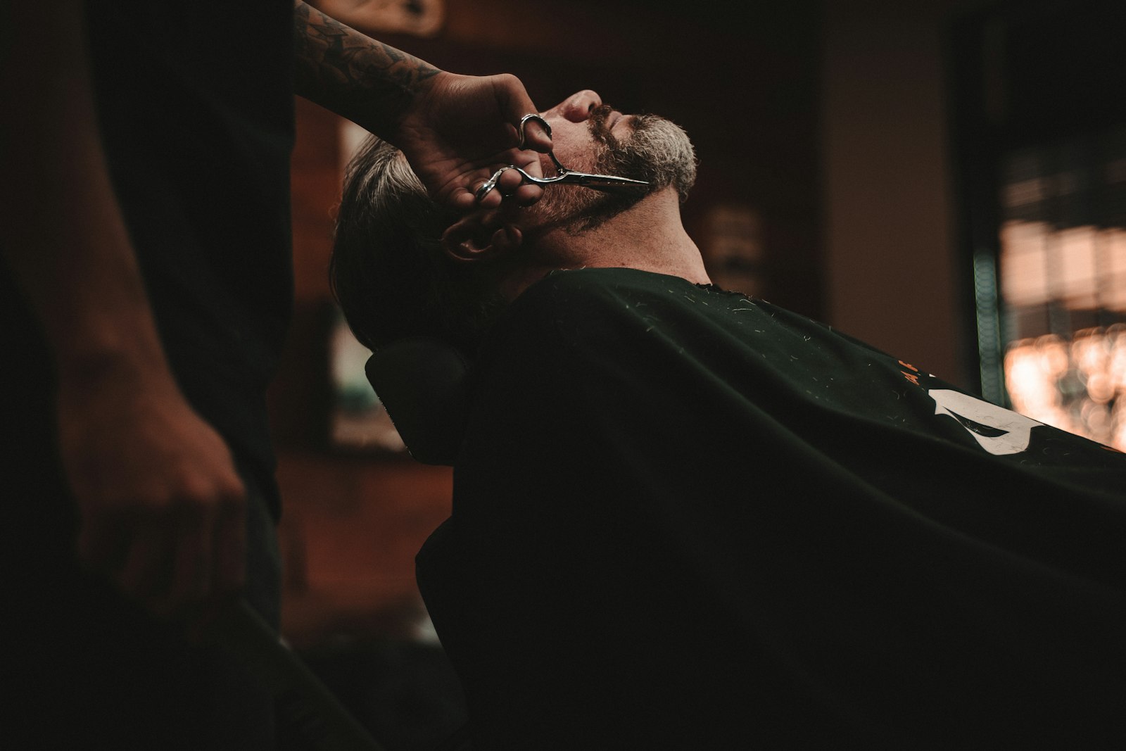 Habibi Cuts interior